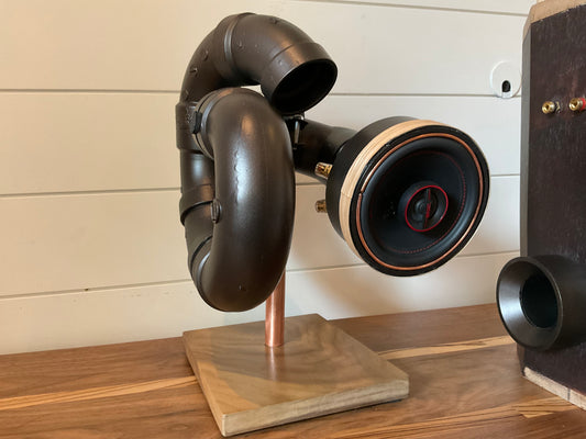 The Cyclone 5.25" Speaker - Unique Series - Wireless Built in Amplifier TWS