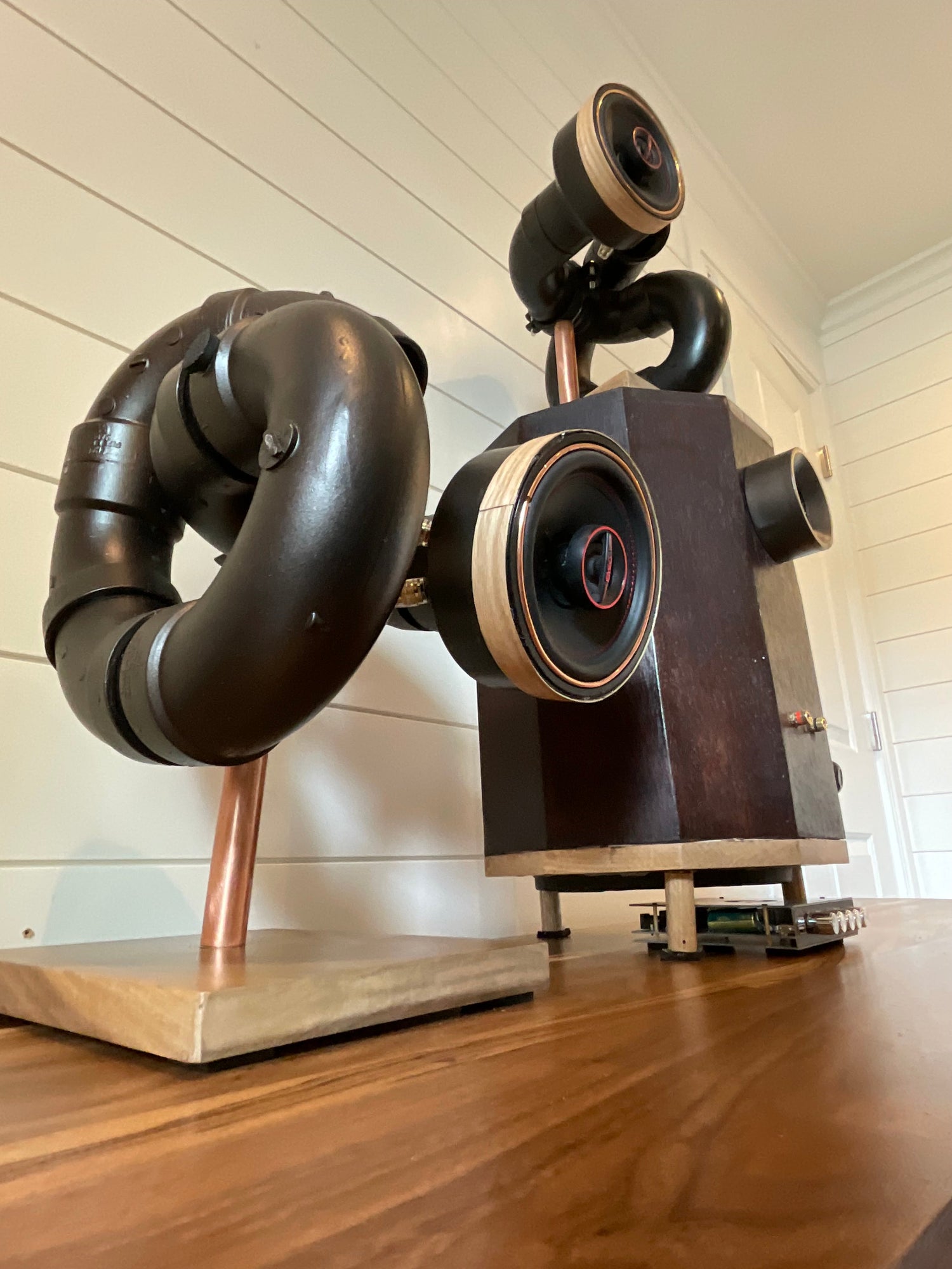 "Unique" Luxury Audio inspired by industrial Design