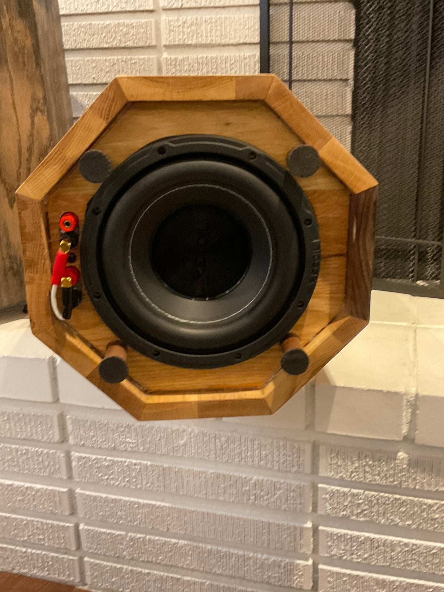 The Summit - Unique Series - 8" Elite powered subwoofer