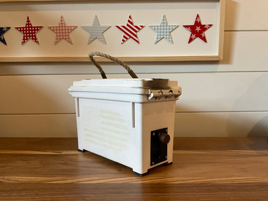 "Whiteout" Field-box bluetooth speaker