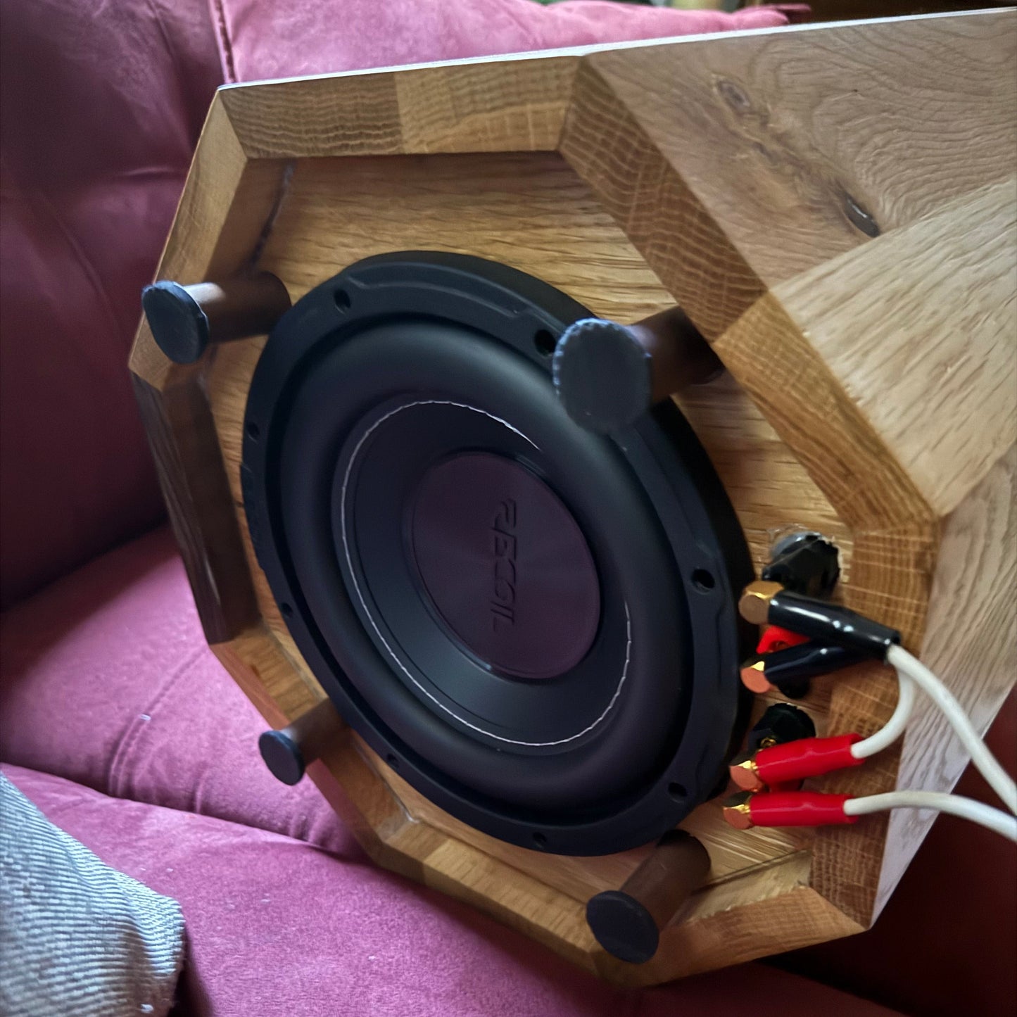 The Summit - Unique Series - 8" Elite powered subwoofer